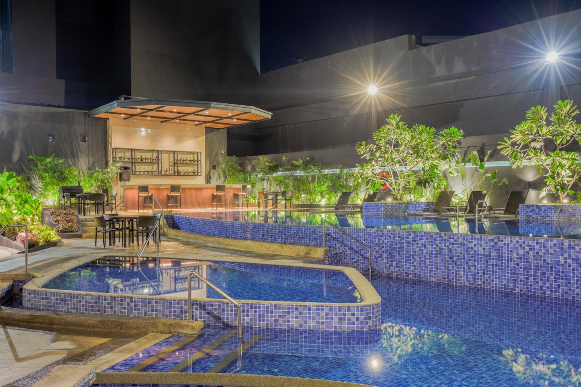 三投斯将军市峰会大酒店 General Santos City 外观 照片